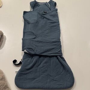 Kyle baby swaddle size xs
